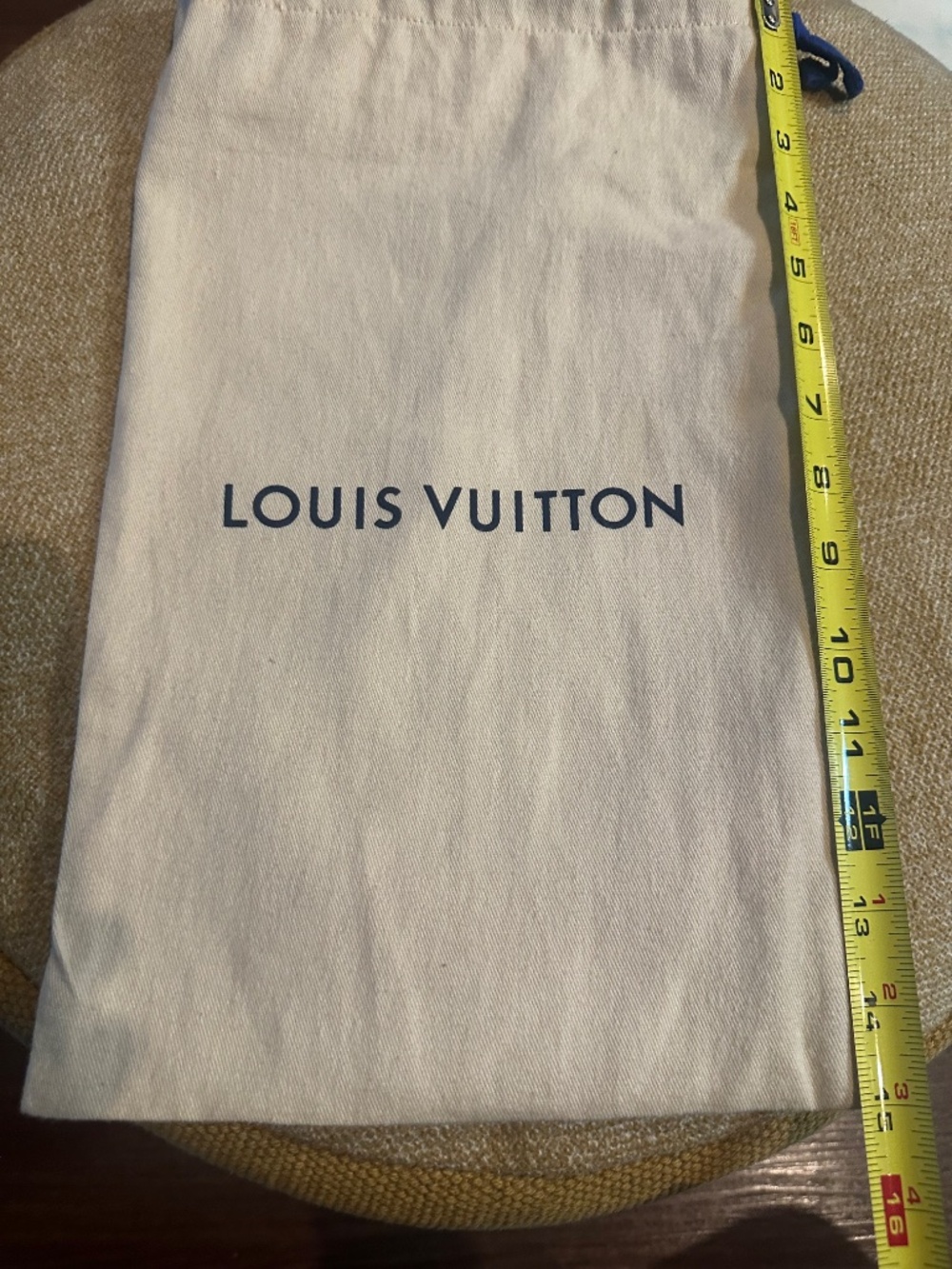 LV and Gucci Dust Bag Bundle (3) - Picture 2 of 7